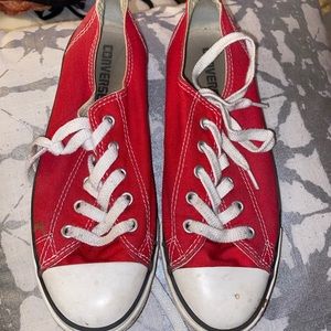 Red low converse
